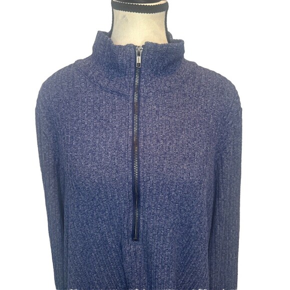 Women’s Torrid BLUE Ribbed 3/4 Zip Long Sleeve Knit Top Sz 2X - Picture 2 of 8